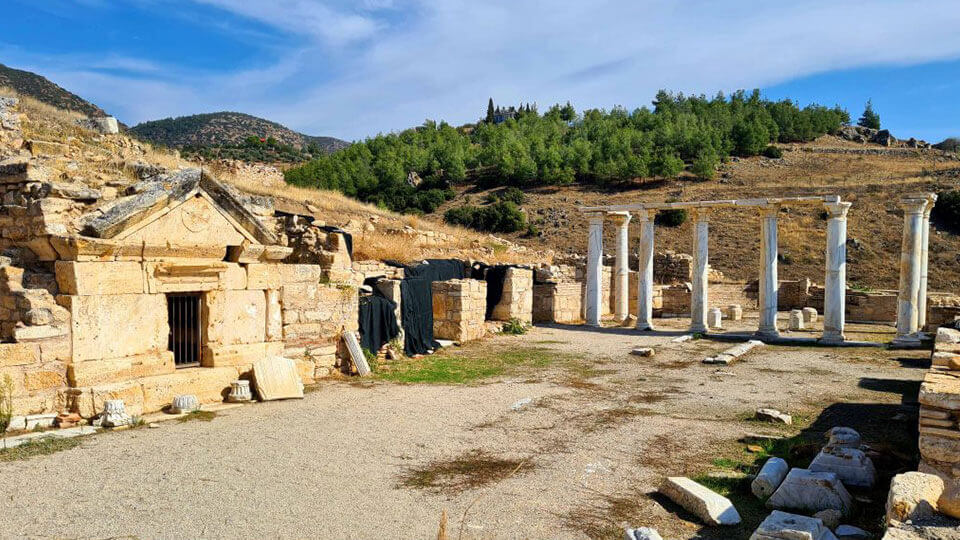 Necropolis of Hierapolis - Pamukkale Tours from Kusadasi