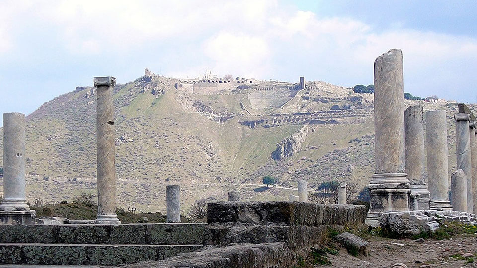 Zeus Altar & Parchment Library - Pergamon Trip - Izmir Kusadasi Excursions
