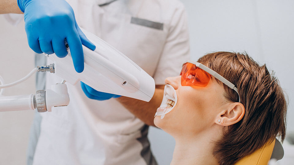Kusadasi Teeth Whitening - Bleaching with Dentists in Kusadasi