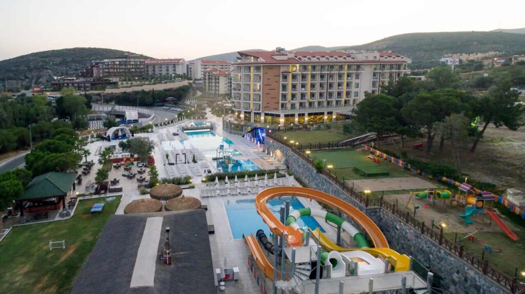 Ramada Resort and Golf Hotel Kusadasi